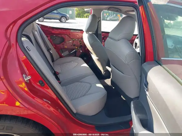 4T1G11AK8MU403896 2021 TOYOTA CAMRY - Image 8