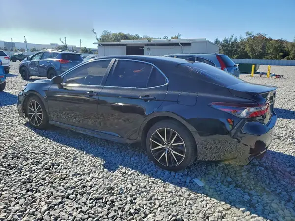 4T1G11AK8MU405485 2021 TOYOTA CAMRY - Image 2