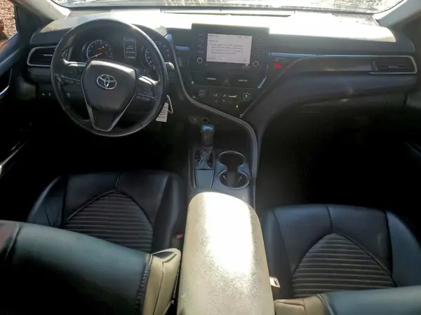 4T1G11AK8MU405485 2021 TOYOTA CAMRY - Image 8