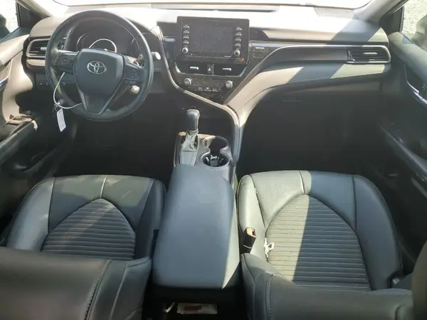 4T1G11AK8MU408838 2021 TOYOTA CAMRY - Image 8