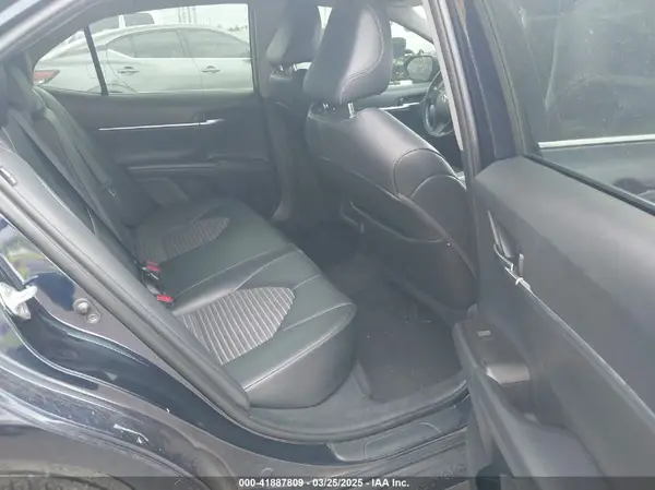 4T1G11AK8MU410296 2021 TOYOTA CAMRY - Image 8
