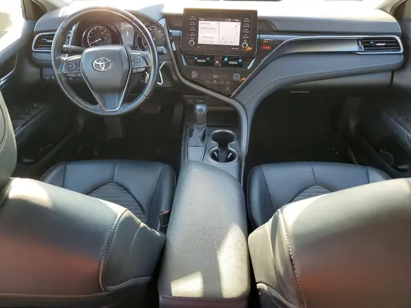 4T1G11AK8MU413926 2021 TOYOTA CAMRY - Image 8