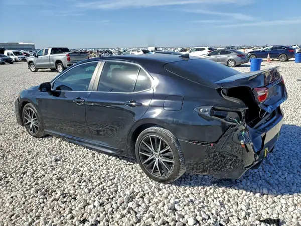 4T1G11AK8MU416602 2021 TOYOTA CAMRY - Image 2