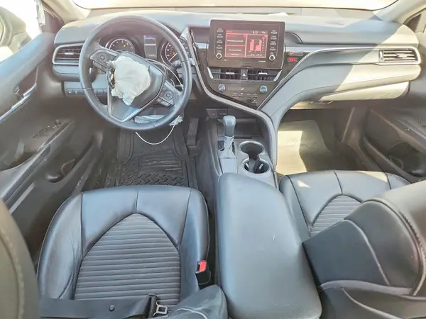 4T1G11AK8MU426661 2021 TOYOTA CAMRY - Image 8