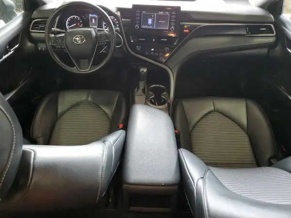 4T1G11AK8MU427745 2021 TOYOTA CAMRY - Image 8