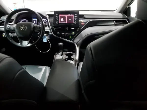 4T1G11AK8MU430340 2021 TOYOTA CAMRY - Image 8
