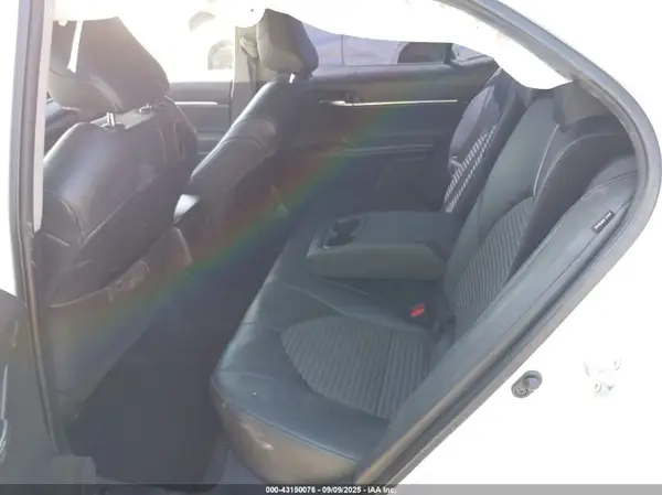 4T1G11AK8MU433769 2021 TOYOTA CAMRY - Image 8