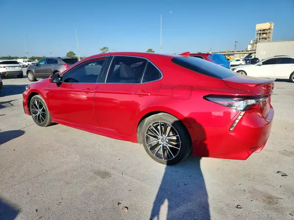 4T1G11AK8MU438664 2021 TOYOTA CAMRY - Image 2