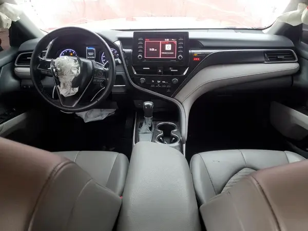 4T1G11AK8MU440172 2021 TOYOTA CAMRY - Image 8