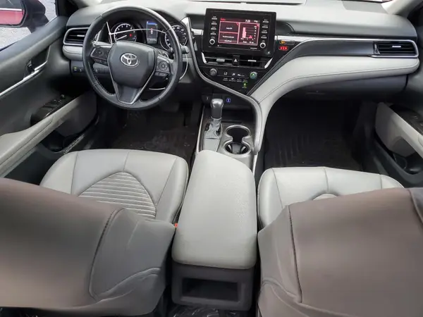 4T1G11AK8MU446795 2021 TOYOTA CAMRY - Image 8
