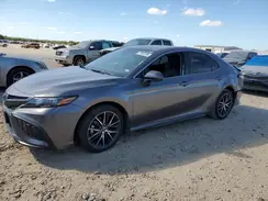 4T1G11AK8MU450135 2021 TOYOTA CAMRY