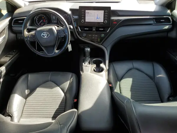 4T1G11AK8MU450135 2021 TOYOTA CAMRY - Image 8