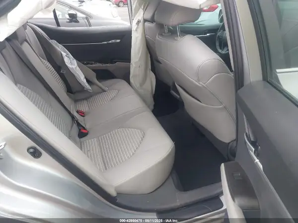 4T1G11AK8MU455982 2021 TOYOTA CAMRY - Image 8