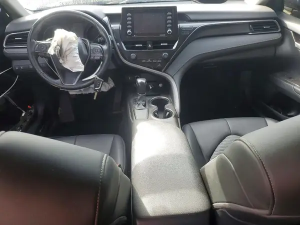 4T1G11AK8MU457084 2021 TOYOTA CAMRY - Image 8