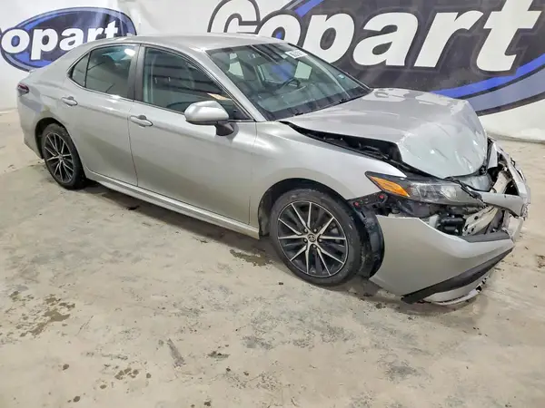 4T1G11AK8MU457750 2021 TOYOTA CAMRY - Image 8