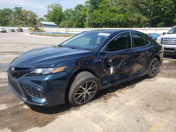 4T1G11AK8MU458770 2021 TOYOTA CAMRY - Image 1