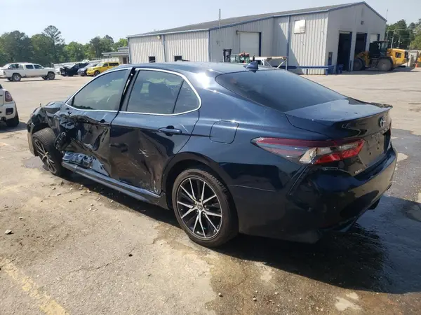 4T1G11AK8MU458770 2021 TOYOTA CAMRY - Image 2