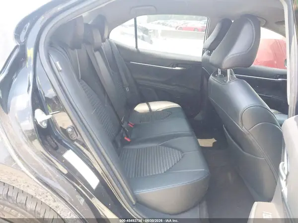 4T1G11AK8MU469302 2021 TOYOTA CAMRY - Image 8