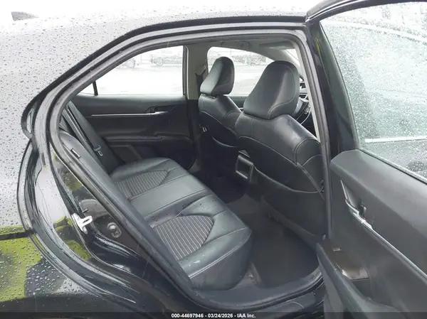 4T1G11AK8MU470577 2021 TOYOTA CAMRY - Image 8