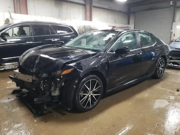 4T1G11AK8MU479148 2021 TOYOTA CAMRY - Image 1