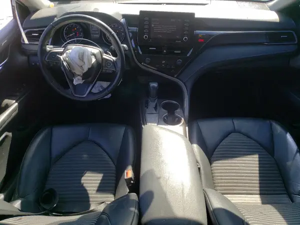 4T1G11AK8MU479313 2021 TOYOTA CAMRY - Image 8
