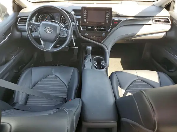 4T1G11AK8MU480493 2021 TOYOTA CAMRY - Image 8