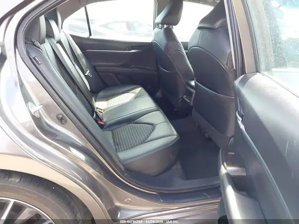 4T1G11AK8MU480803 2021 TOYOTA CAMRY - Image 8