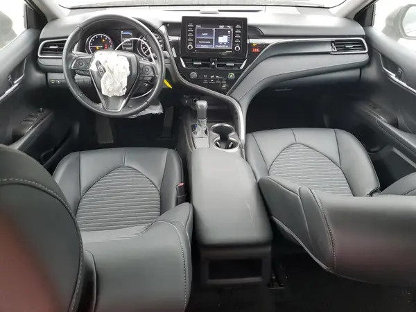 4T1G11AK8MU489355 2021 TOYOTA CAMRY - Image 8