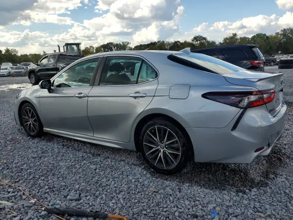 4T1G11AK8MU496418 2021 TOYOTA CAMRY - Image 2