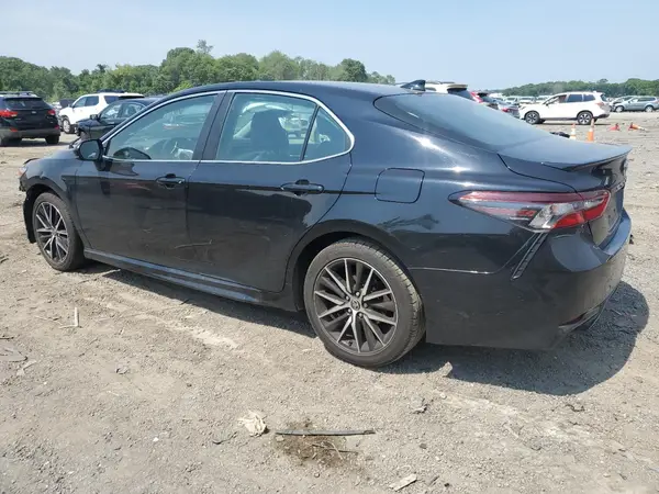 4T1G11AK8MU512374 2021 TOYOTA CAMRY - Image 2