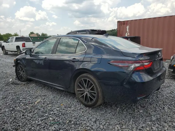 4T1G11AK8MU513041 2021 TOYOTA CAMRY - Image 2