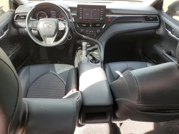 4T1G11AK8MU516411 2021 TOYOTA CAMRY - Image 8