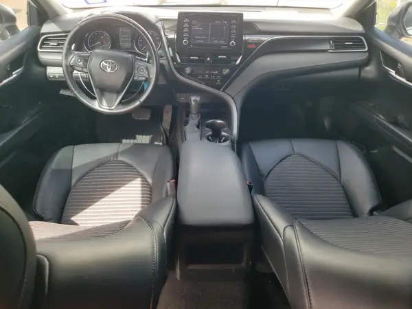 4T1G11AK8MU525500 2021 TOYOTA CAMRY - Image 8