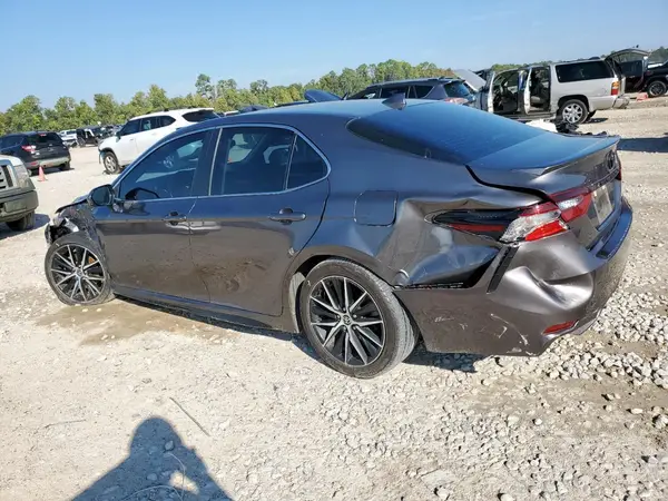 4T1G11AK8MU526856 2021 TOYOTA CAMRY - Image 2