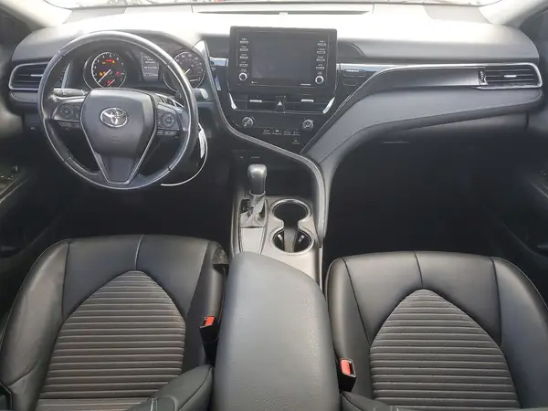 4T1G11AK8MU527912 2021 TOYOTA CAMRY - Image 8