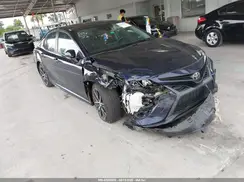 4T1G11AK8MU533631 2021 TOYOTA CAMRY