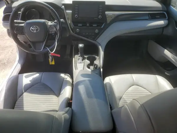 4T1G11AK8MU542815 2021 TOYOTA CAMRY - Image 8