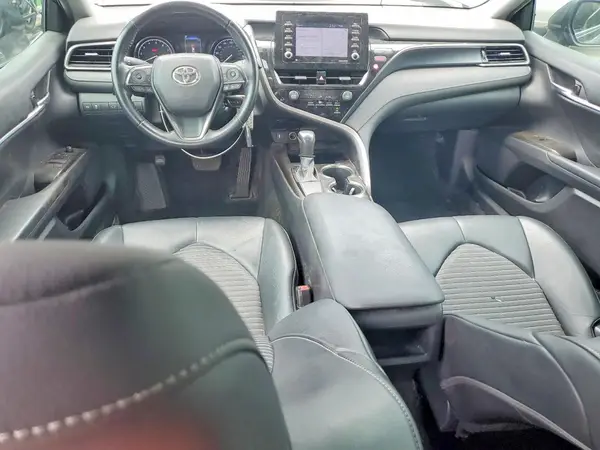 4T1G11AK8MU545682 2021 TOYOTA CAMRY - Image 8