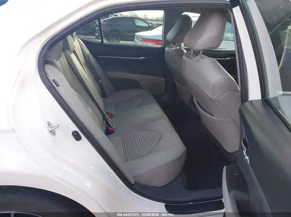 4T1G11AK8MU547710 2021 TOYOTA CAMRY - Image 8