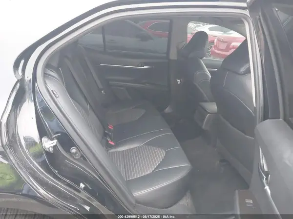 4T1G11AK8MU552289 2021 TOYOTA CAMRY - Image 8