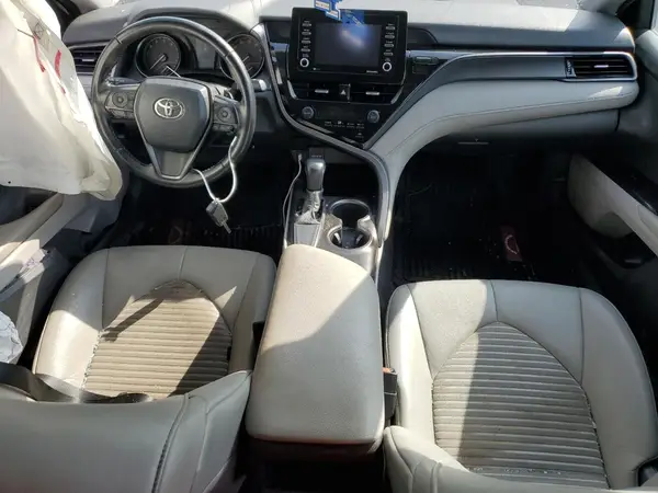 4T1G11AK8MU552437 2021 TOYOTA CAMRY - Image 8
