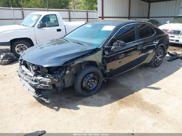 4T1G11AK8MU554236 2021 TOYOTA CAMRY - Image 2