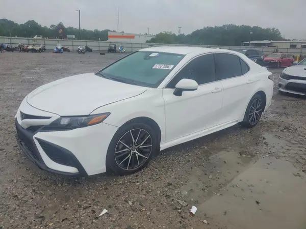 4T1G11AK8MU555239 2021 TOYOTA CAMRY - Image 1