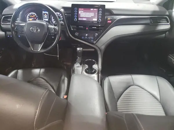 4T1G11AK8MU557959 2021 TOYOTA CAMRY - Image 8