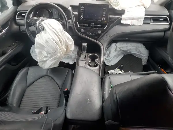4T1G11AK8MU559016 2021 TOYOTA CAMRY - Image 8