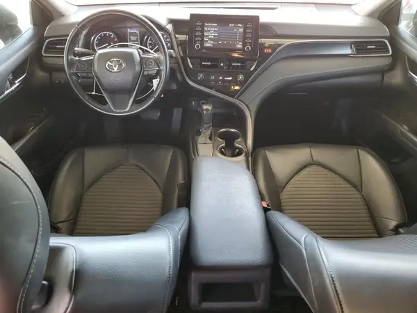 4T1G11AK8MU561932 2021 TOYOTA CAMRY - Image 8