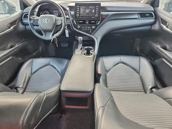 4T1G11AK8MU562644 2021 TOYOTA CAMRY - Image 8