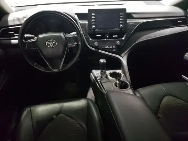 4T1G11AK8MU574986 2021 TOYOTA CAMRY - Image 8
