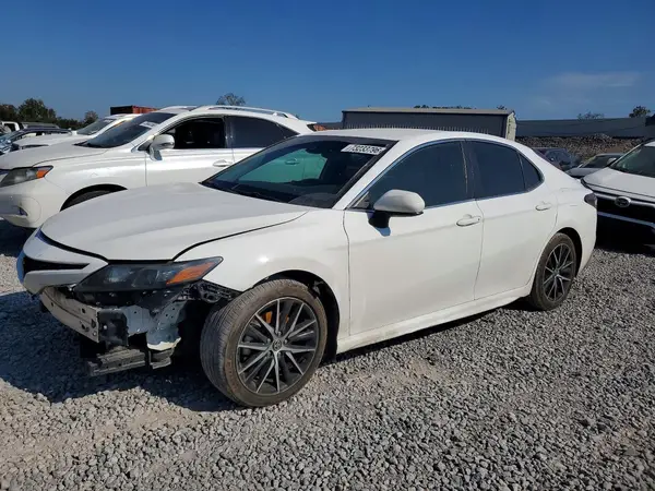4T1G11AK8MU575149 2021 TOYOTA CAMRY - Image 1