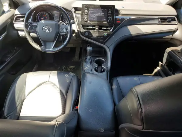 4T1G11AK8MU586328 2021 TOYOTA CAMRY - Image 8